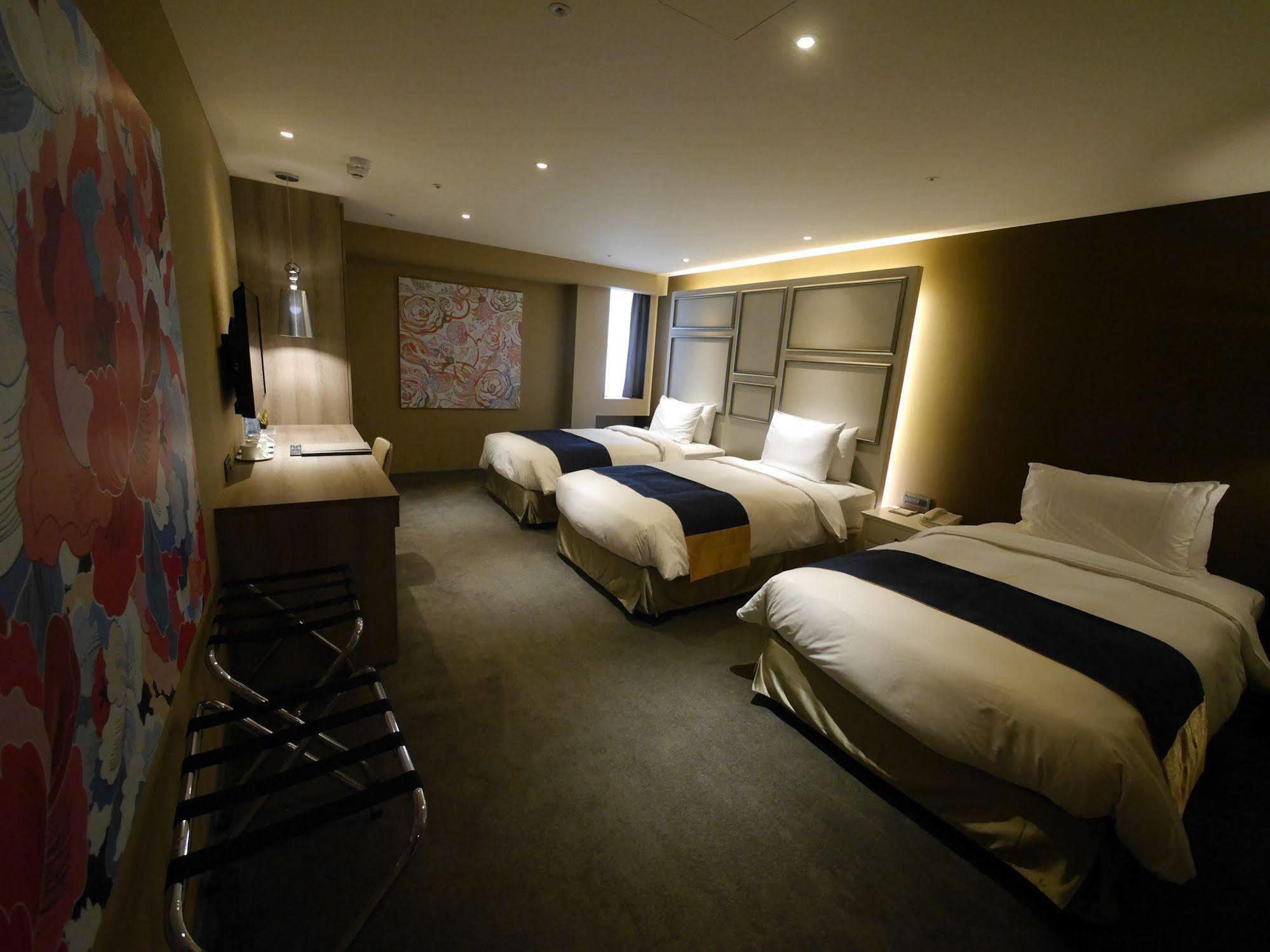 Hotel World Zhongxiao